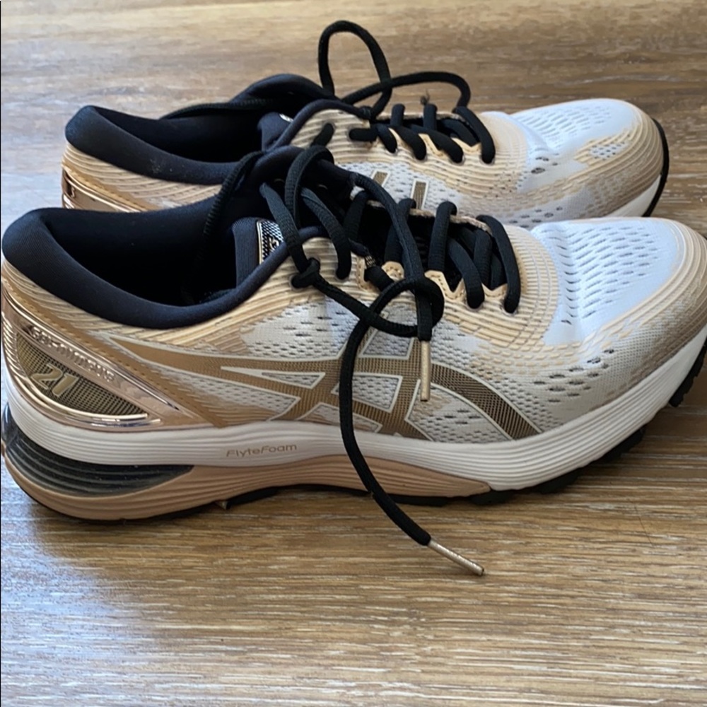 Asics Gel-Nimbus 21